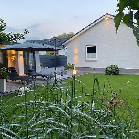 Family Ferienhaus Ennens Rhauderfehn エクステリア 写真