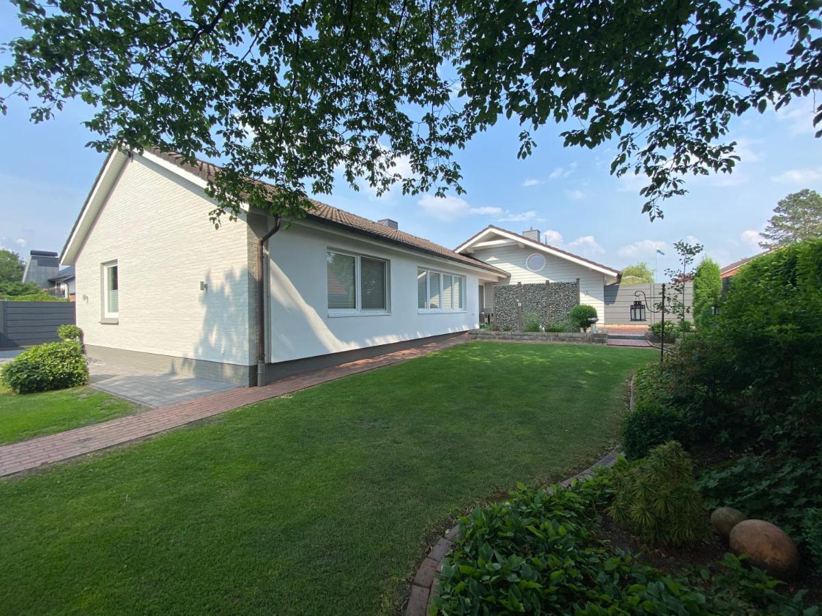 Family Ferienhaus Ennens Rhauderfehn エクステリア 写真